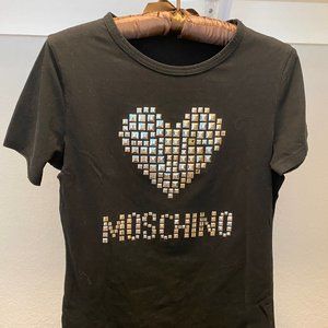 MOSCHINO T-Shirt in a GREAT condition!
